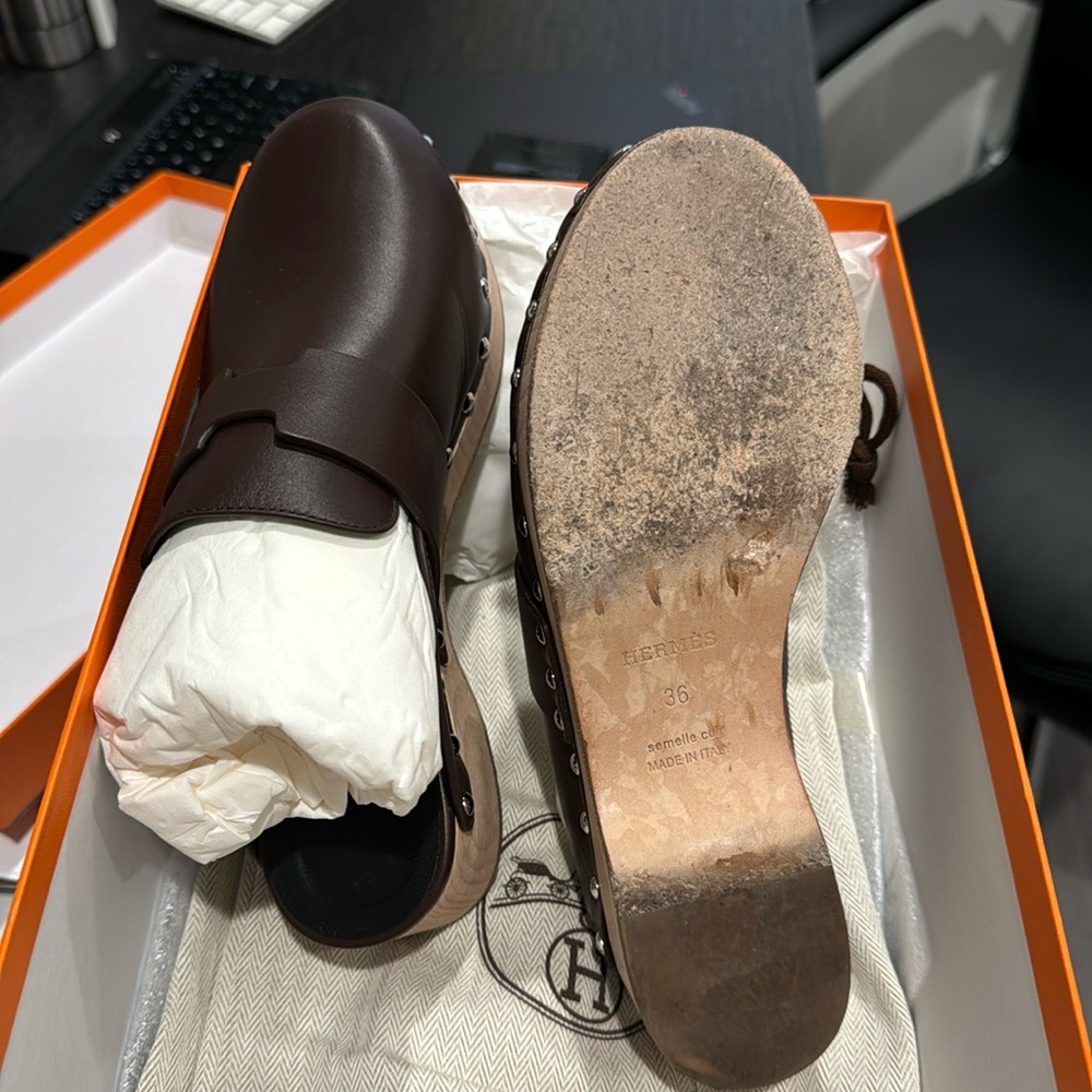 Slightly used Hermes Calya smooth calfskin Mule